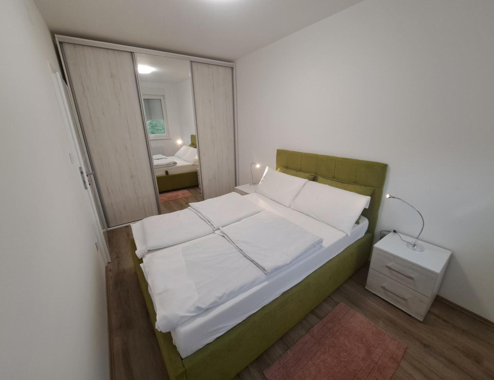 Renome Apartmani Banja Koviljača Exterior foto