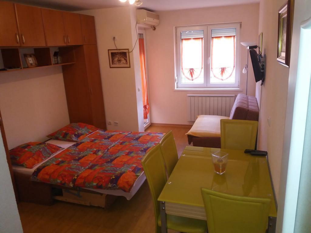 Renome Apartmani Banja Koviljača Exterior foto