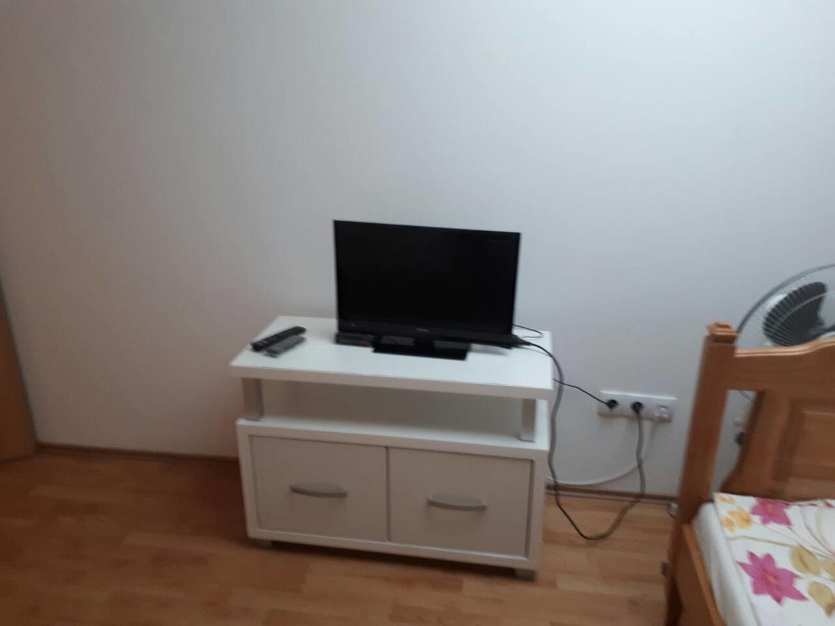 Renome Apartmani Banja Koviljača Exterior foto